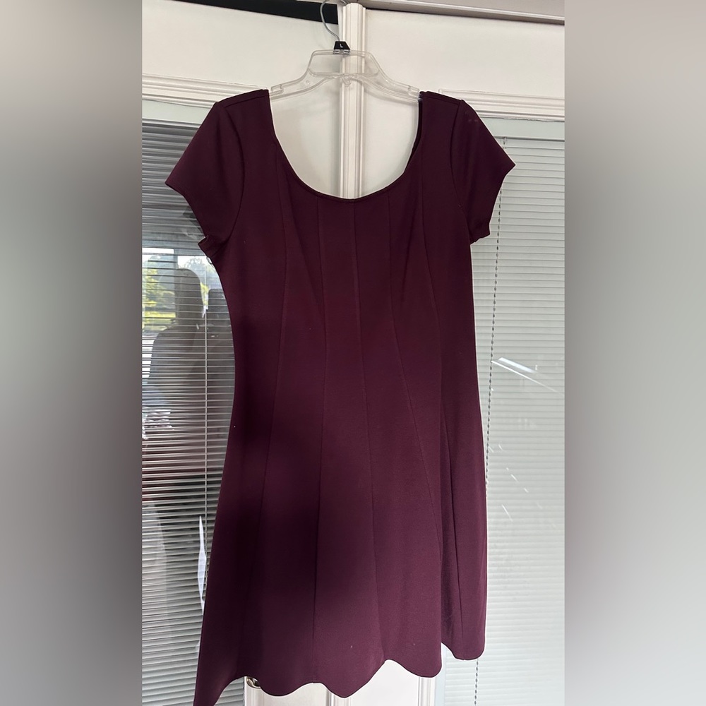 Maurices plum colored swing dress. Size Large. Zip up back